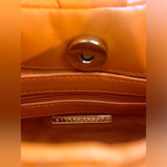 Steve Madden Orange Shoulder Bag - Picture 4 of 5